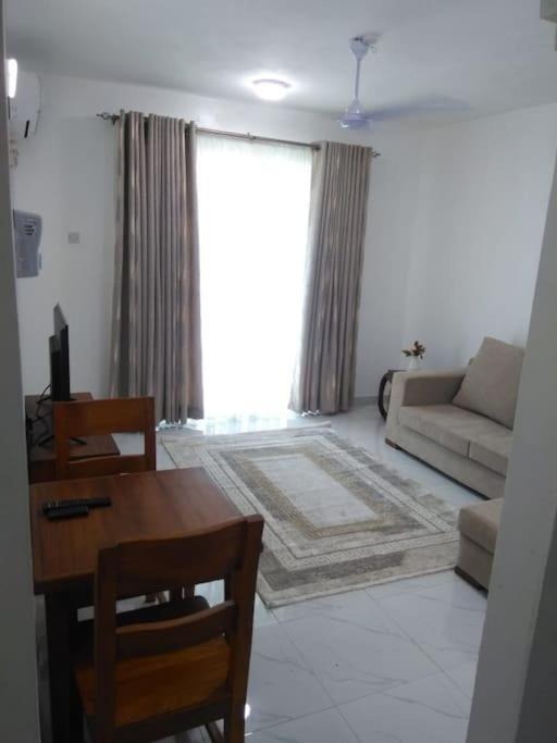 מאלינדי Grey Pearl Apartments Where Raha Is Also Our Priority מראה חיצוני תמונה